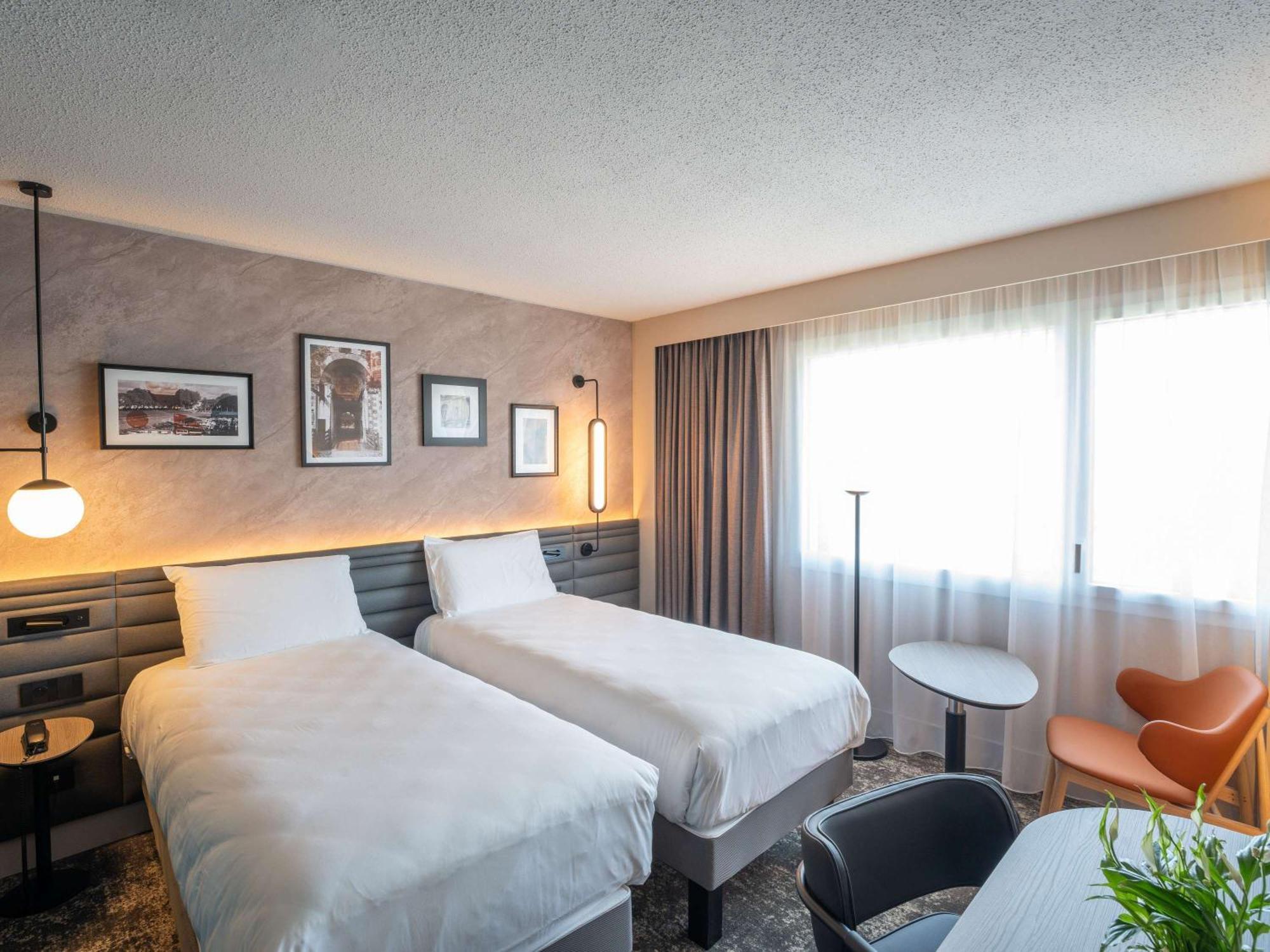 Novotel Angers Lac De Maine מראה חיצוני תמונה