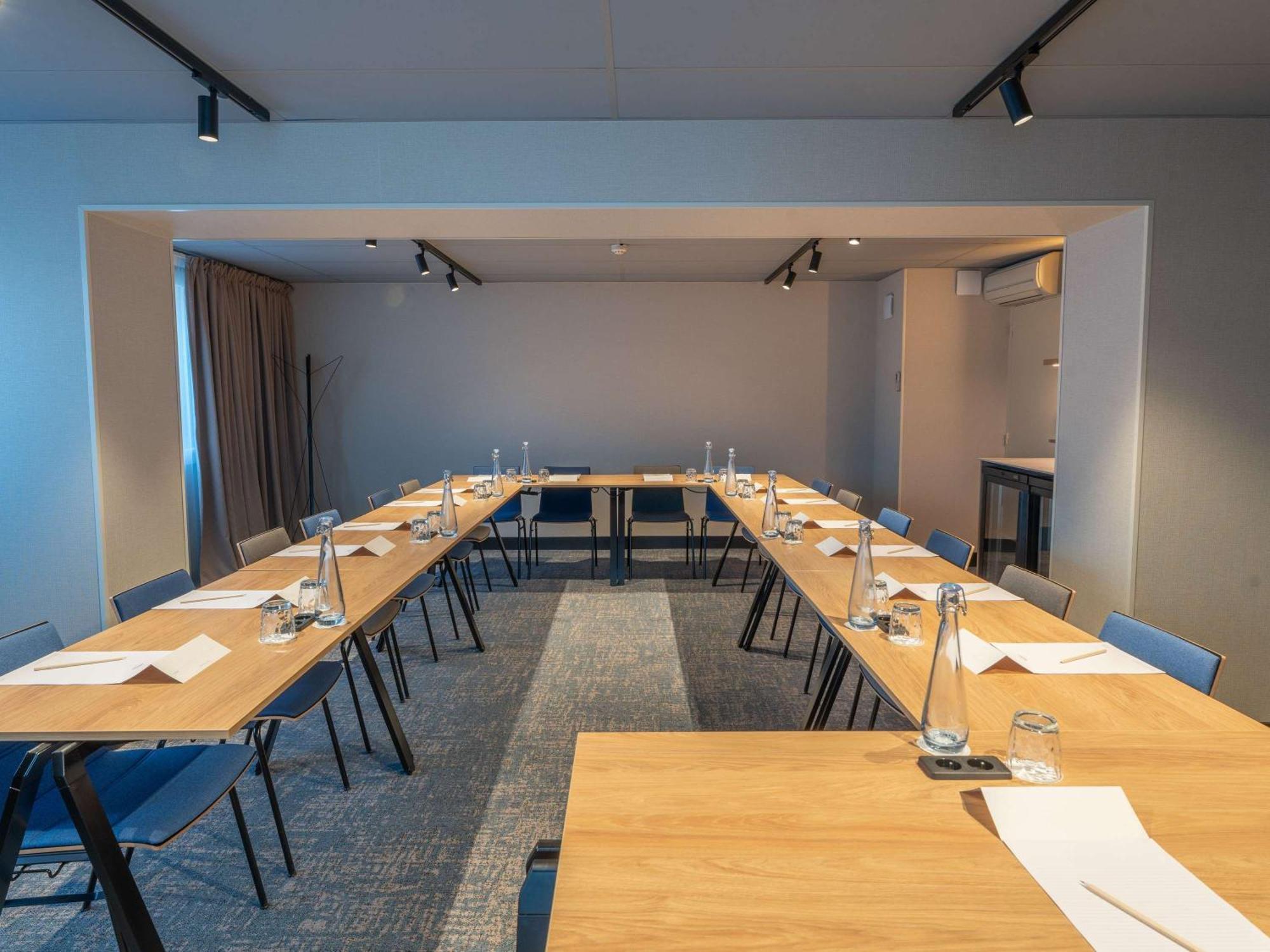 Novotel Angers Lac De Maine מראה חיצוני תמונה
