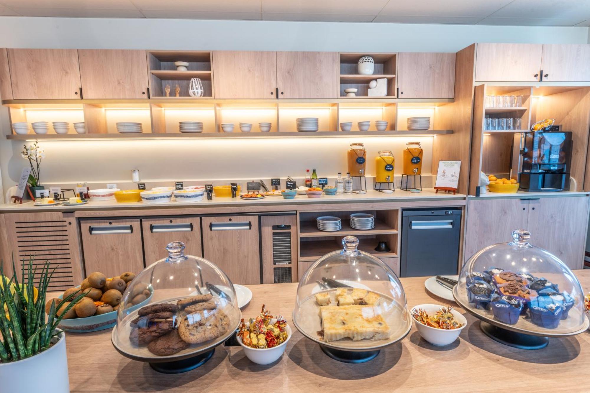 Novotel Angers Lac De Maine מראה חיצוני תמונה