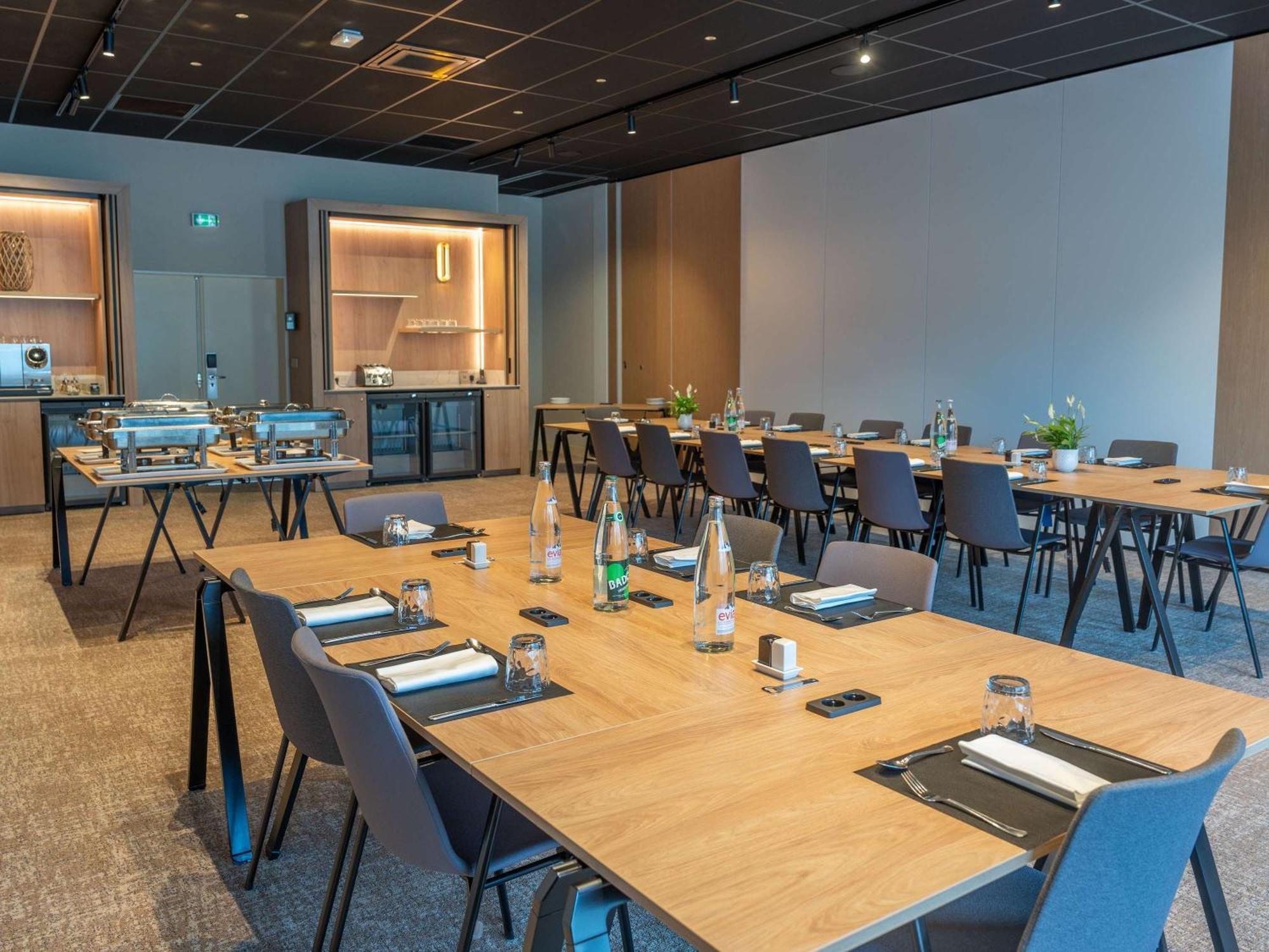 Novotel Angers Lac De Maine מראה חיצוני תמונה