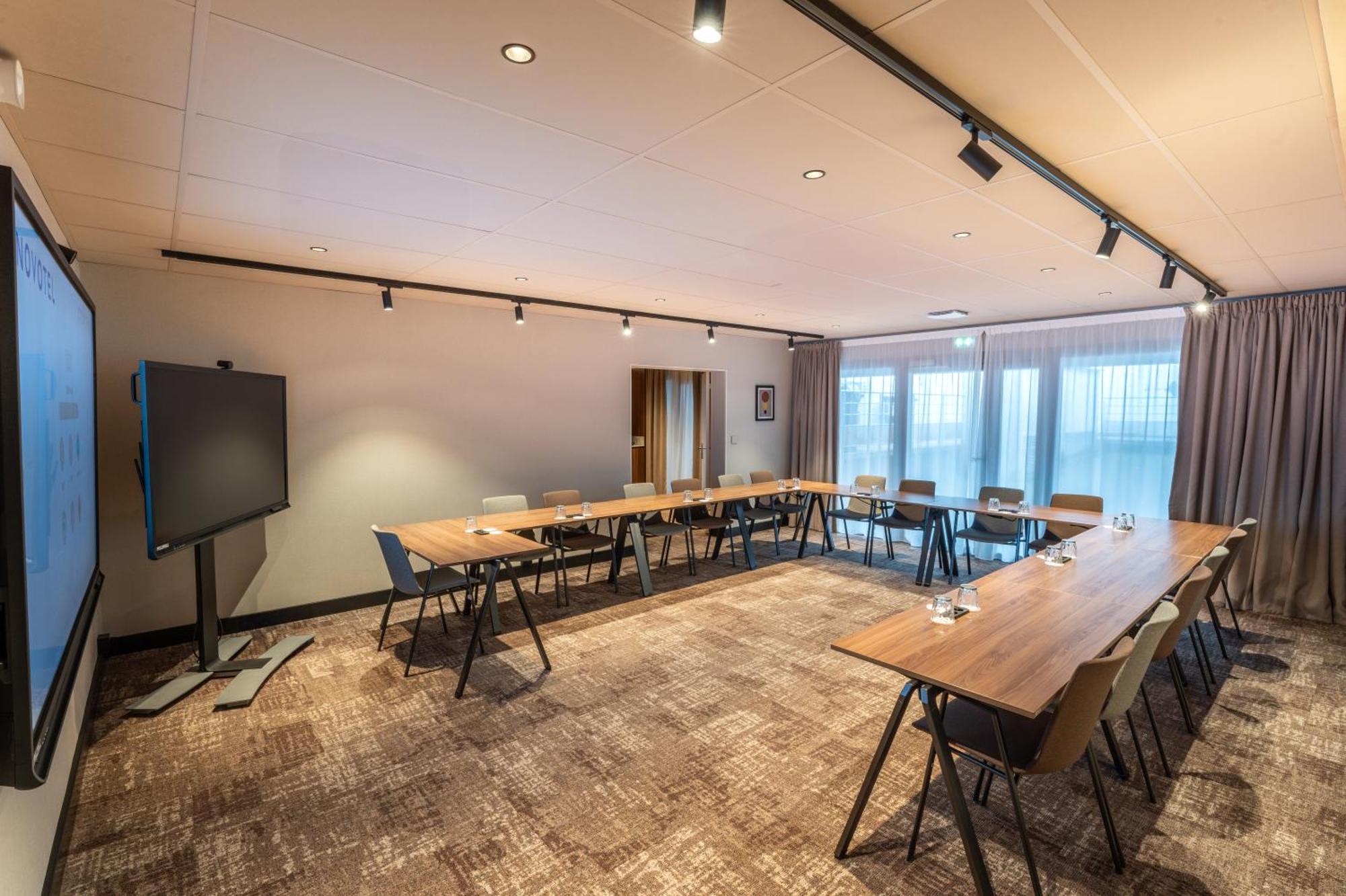 Novotel Angers Lac De Maine מראה חיצוני תמונה