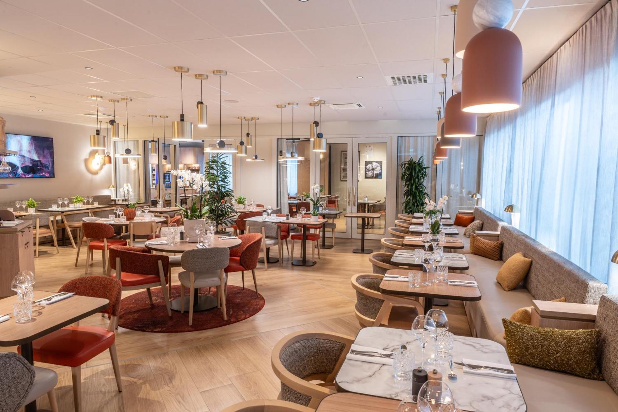 Novotel Angers Lac De Maine מראה חיצוני תמונה